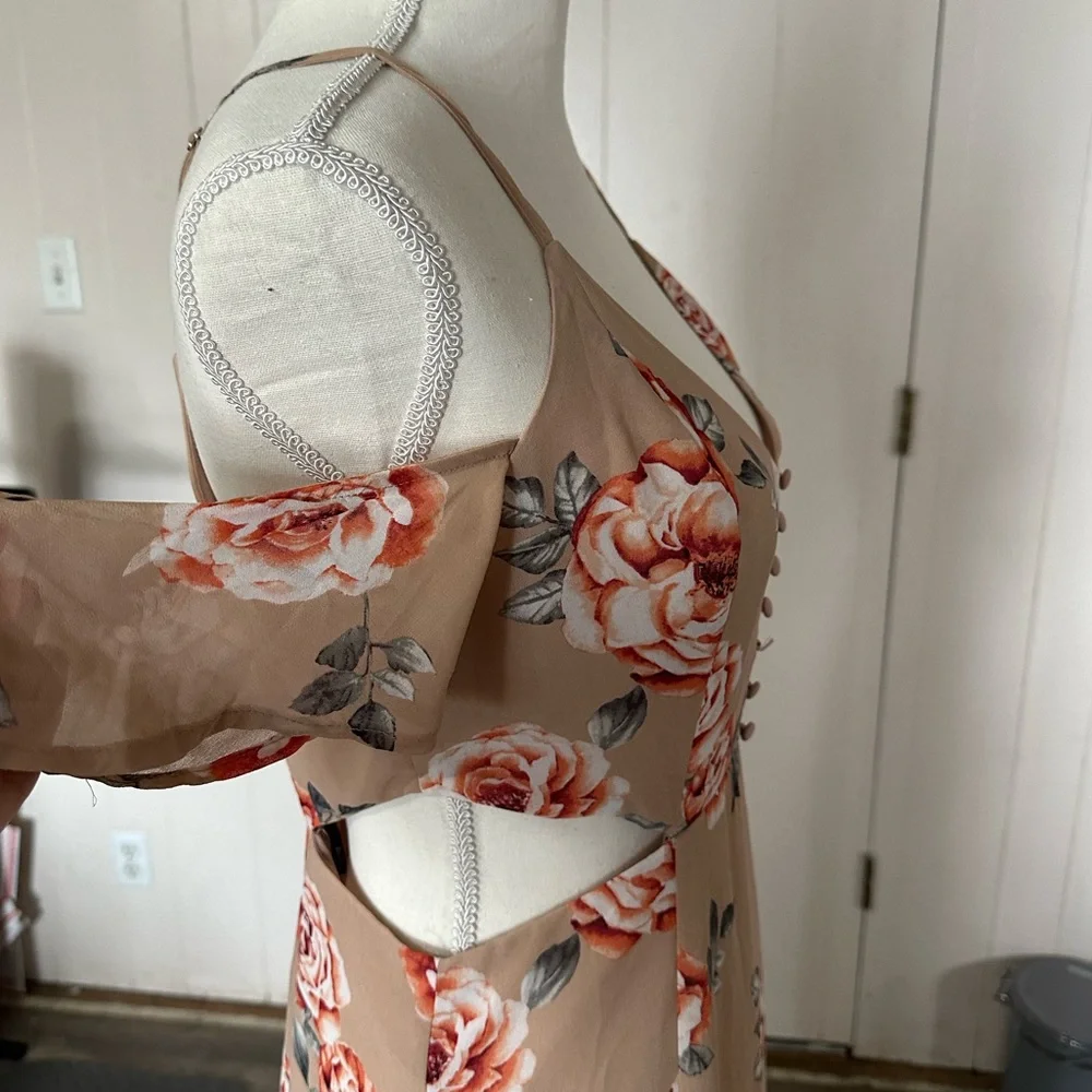 Forever 21 Floral Nude Maxi Neutral Slit Dress Long Cut Out Ruffle Off Shoulder - Picture 6 of 9